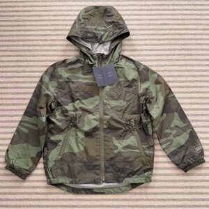 GAP Boys Camo Rain Jacket - size S (6-7)